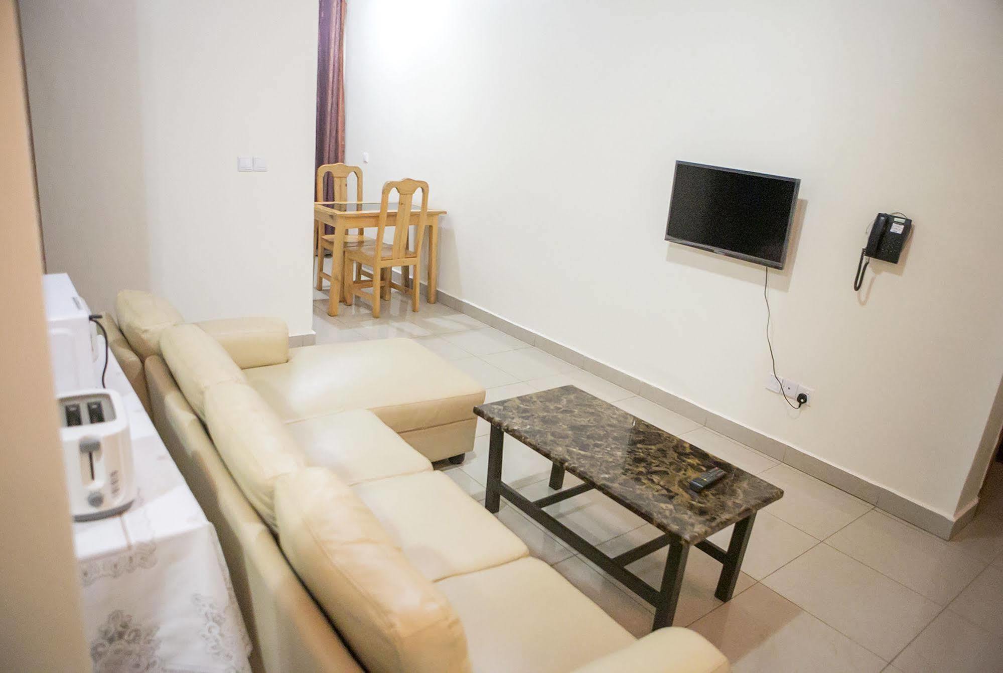 St Augustine Apartment & Hotel كيغالي المظهر الخارجي الصورة