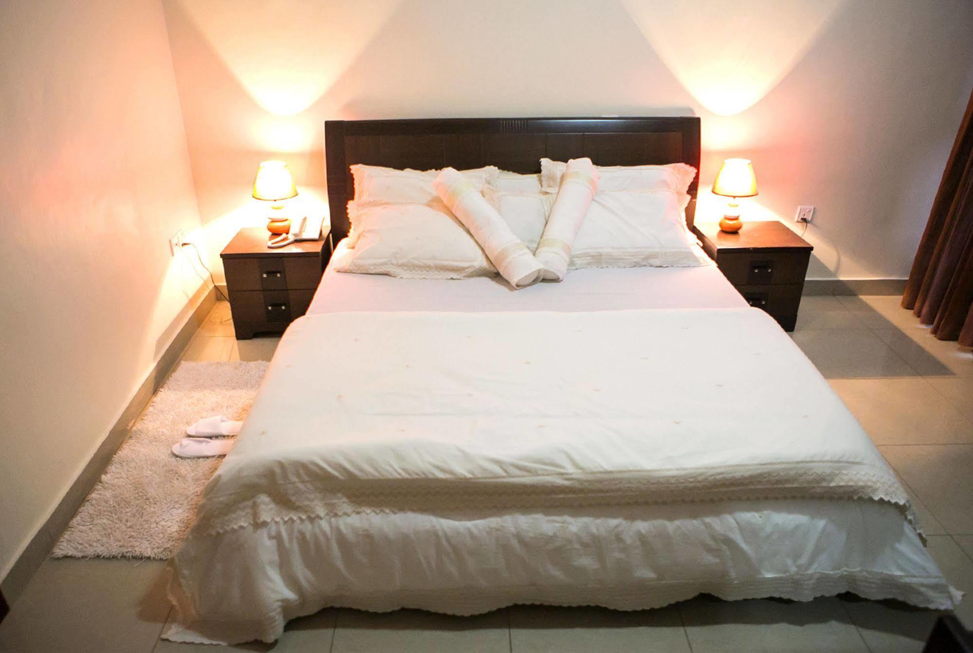 St Augustine Apartment & Hotel كيغالي المظهر الخارجي الصورة