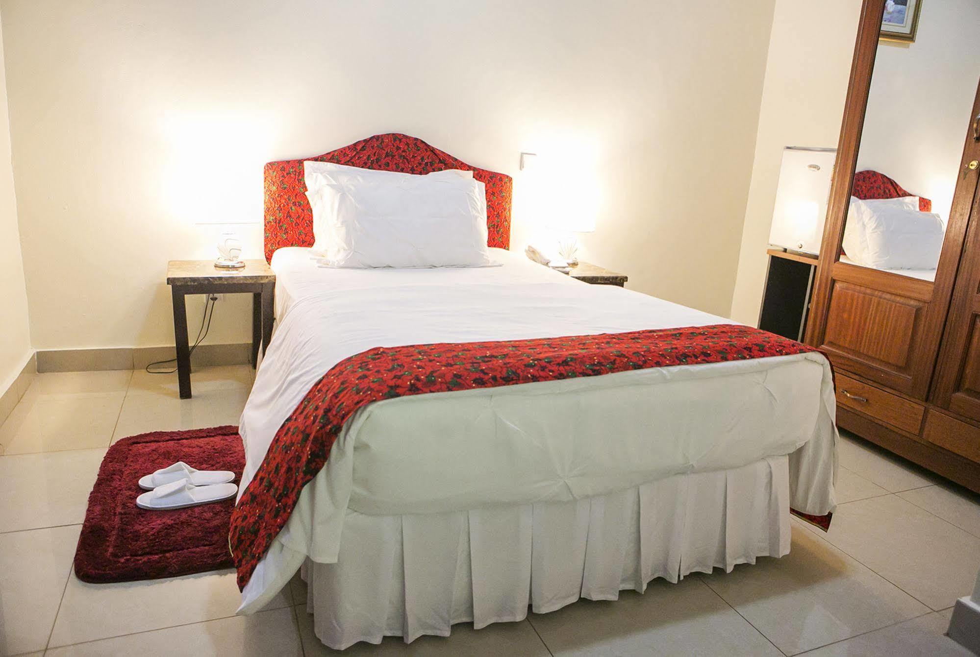 St Augustine Apartment & Hotel كيغالي المظهر الخارجي الصورة