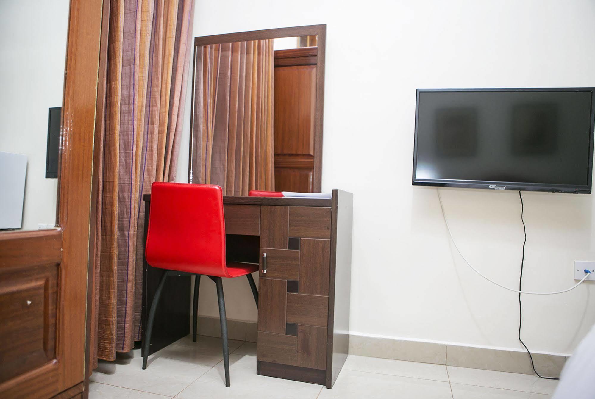 St Augustine Apartment & Hotel كيغالي المظهر الخارجي الصورة