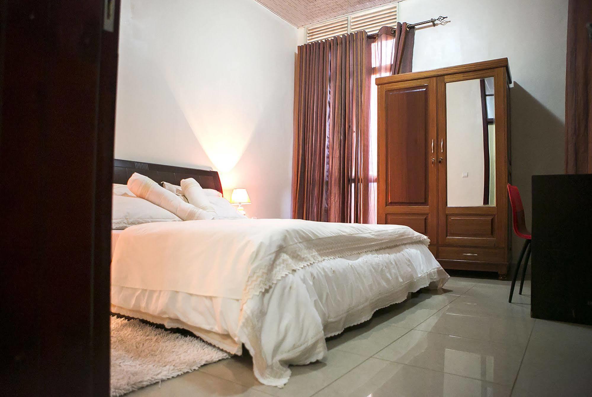 St Augustine Apartment & Hotel كيغالي المظهر الخارجي الصورة